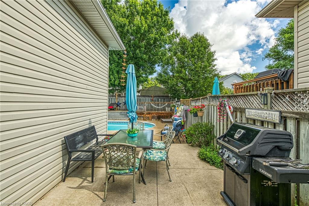 64 Caledonia Avenue Property Photo 40