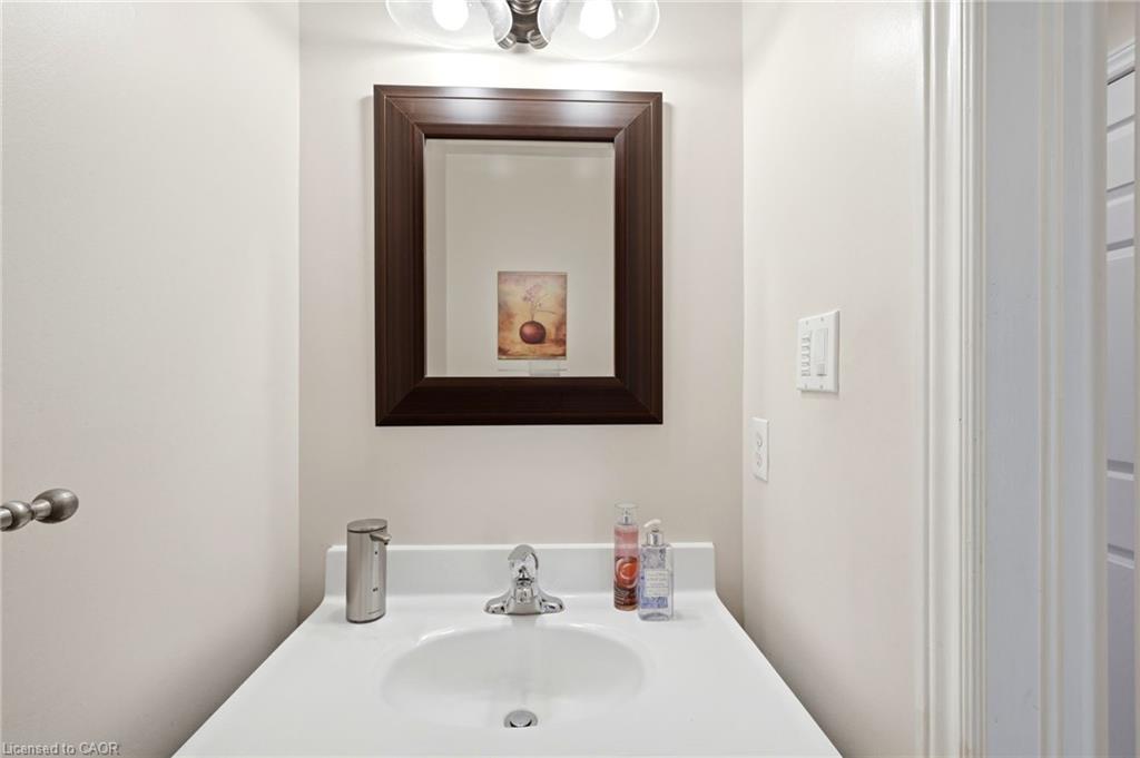 4000 Jarvis Crescent Property Photo 19