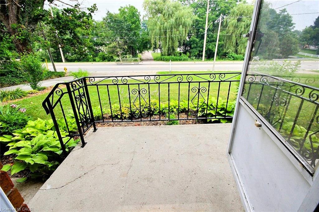 485 Broadway Street Property Photo 16