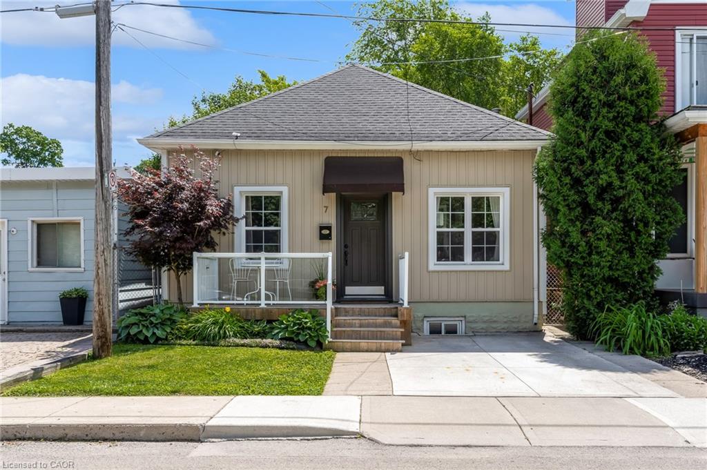 7 Richmond Street Property Photo 1
