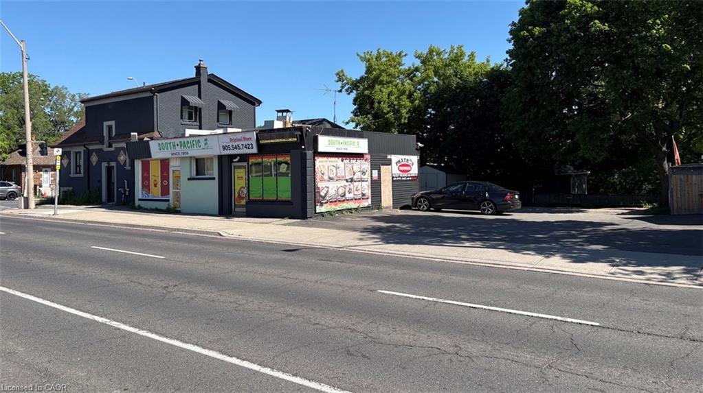 619 Upper Wentworth Street Property Photo 4