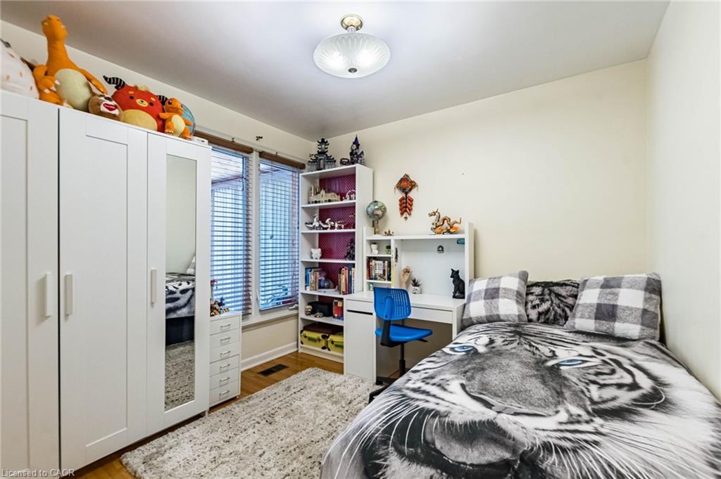 1293 Daimler Road Property Photo 17