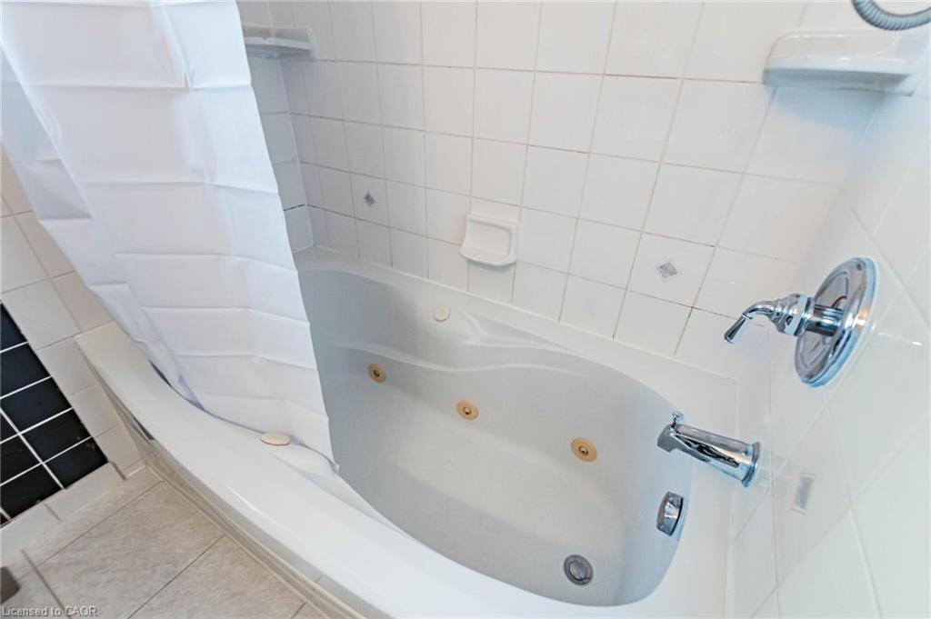 1293 Daimler Road Property Photo 18