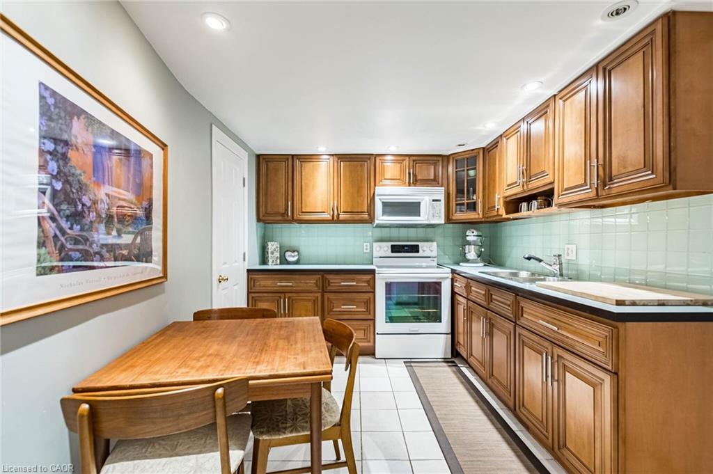1293 Daimler Road Property Photo 21