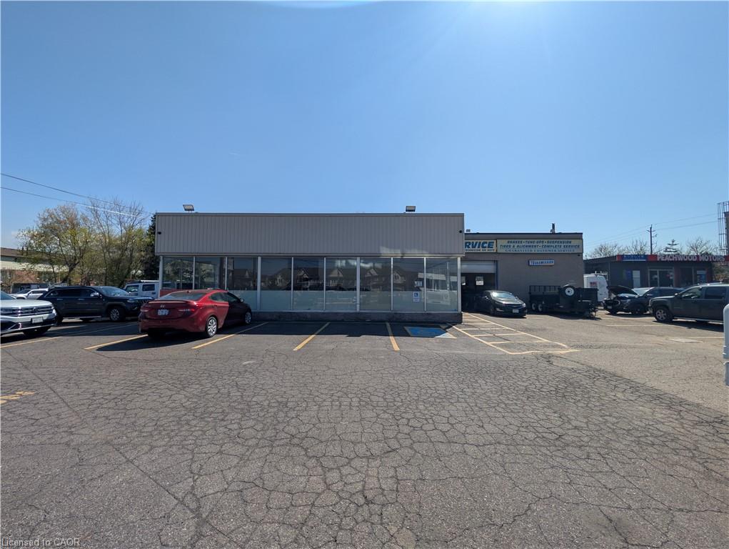 542-548 Highway 8 Property Photo 4