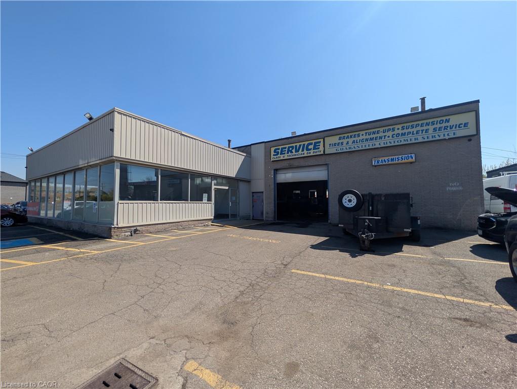 542-548 Highway 8 Property Photo 5