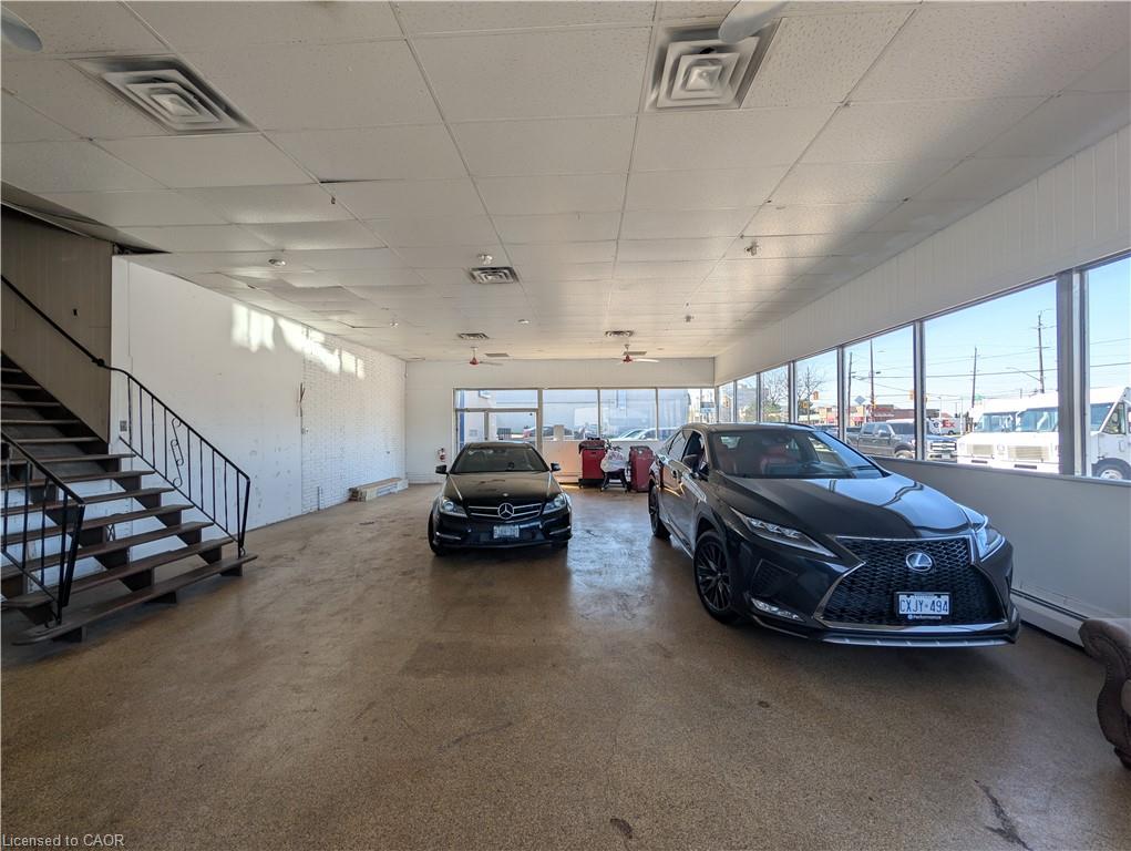 542-548 Highway 8 Property Photo 10