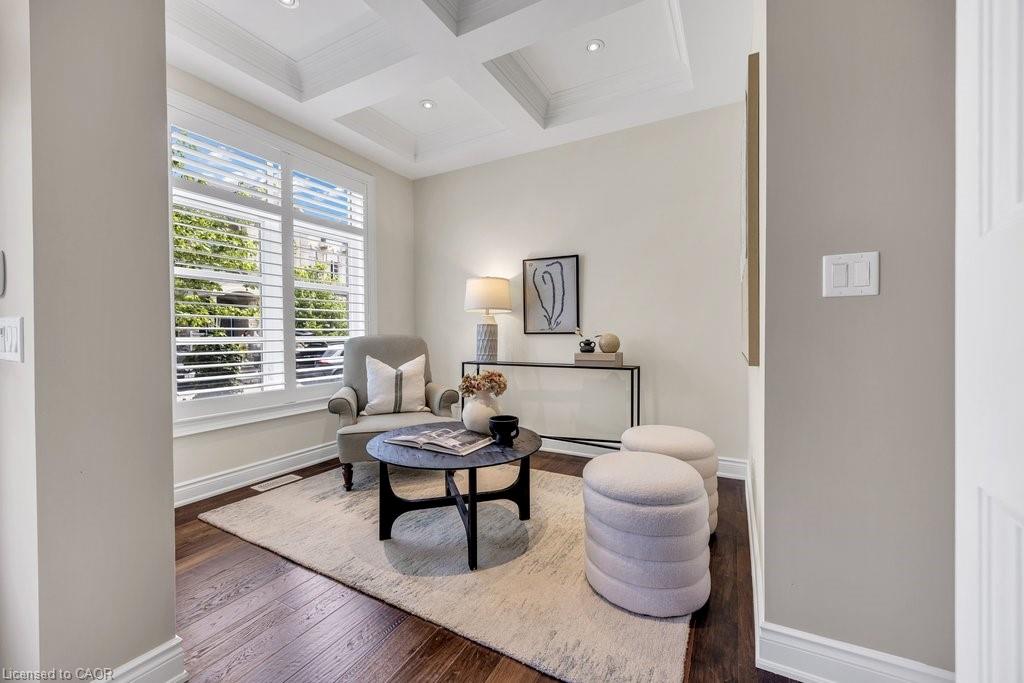 2444 Chateau Common Property Photo 6