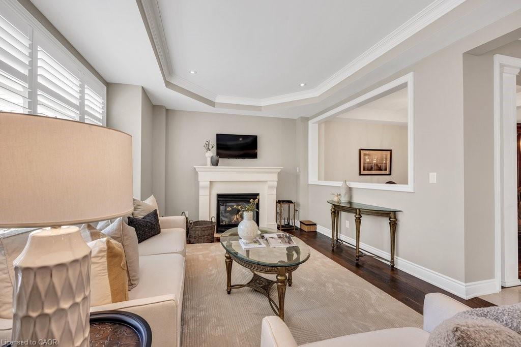 2444 Chateau Common Property Photo 12