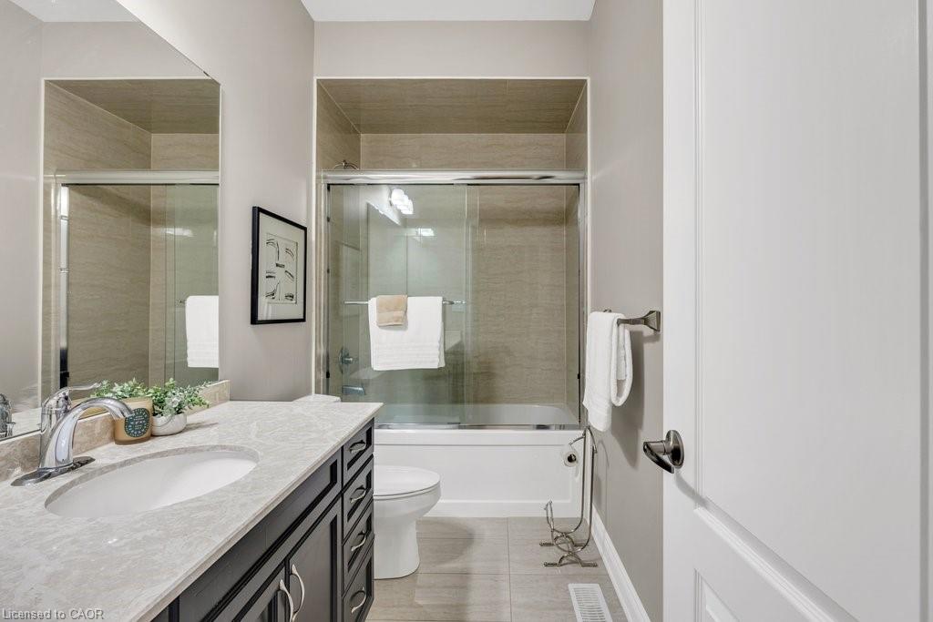2444 Chateau Common Property Photo 26