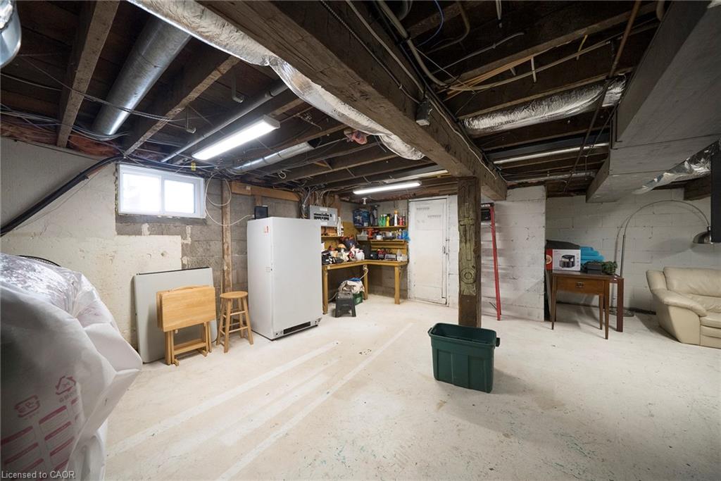 260 Owen Street Property Photo 27