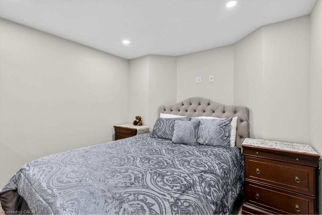 110 Greentrail Drive Property Photo 15