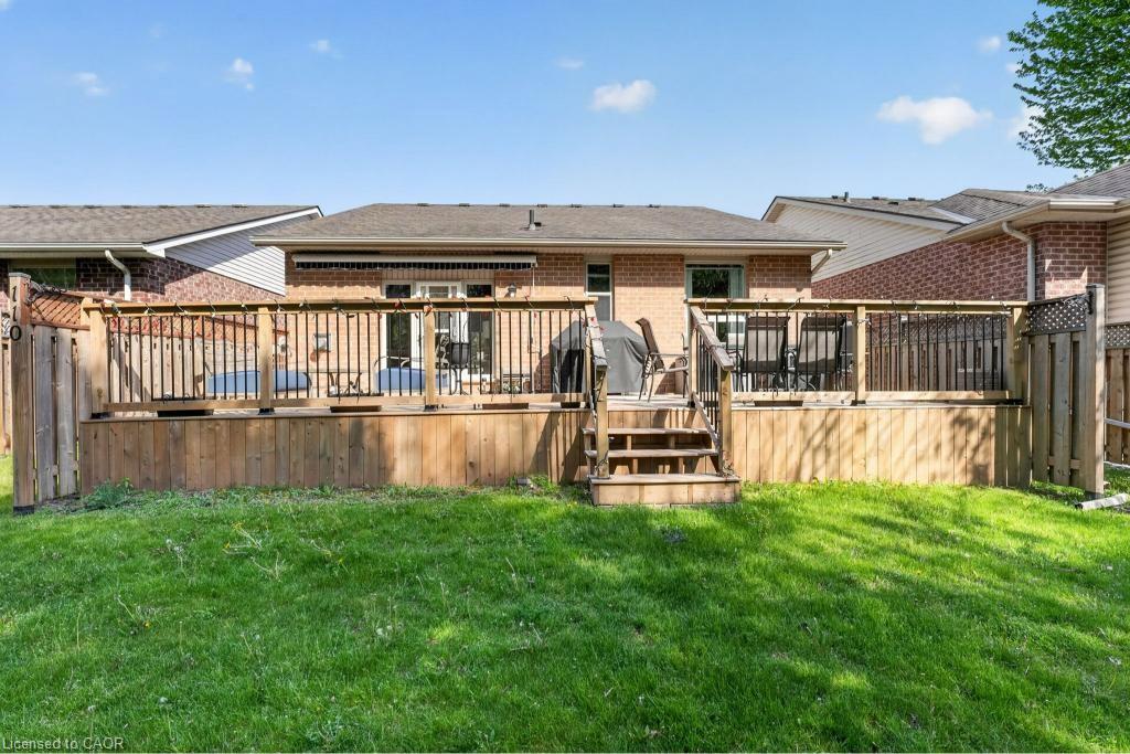 110 Greentrail Drive Property Photo 18