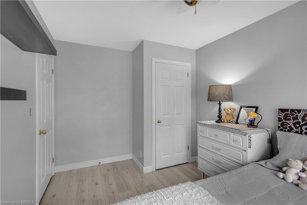 5 Walpole Drive Property Photo 20