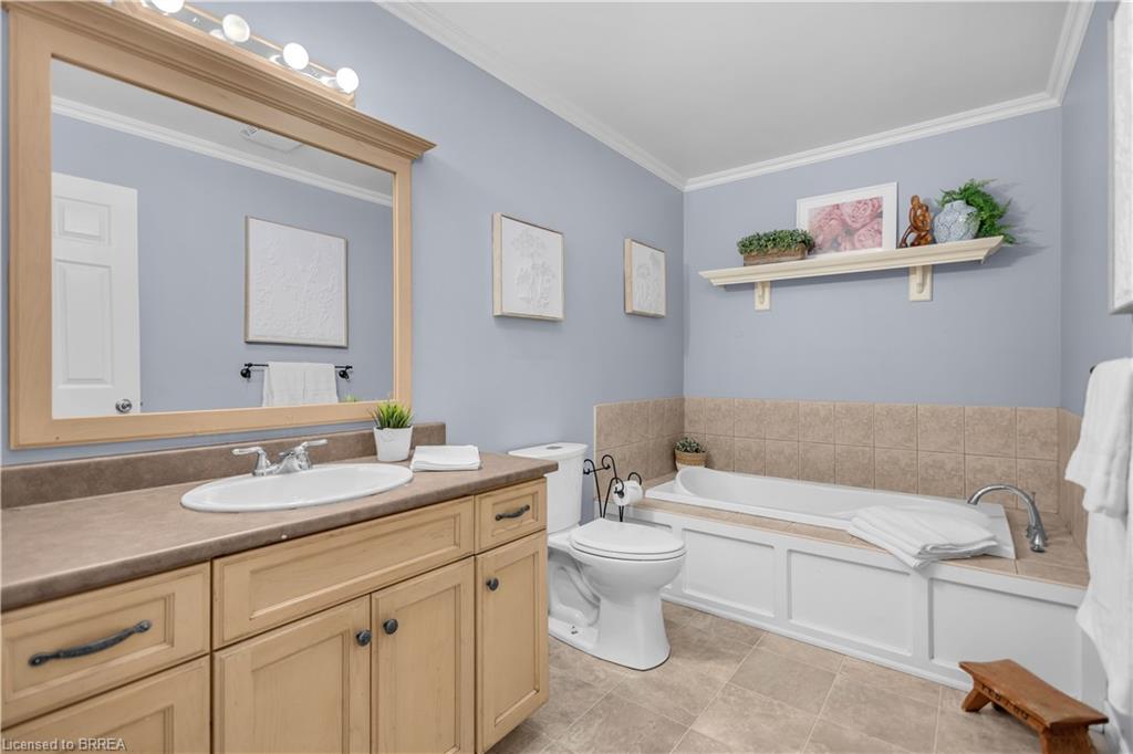 5 Walpole Drive Property Photo 21