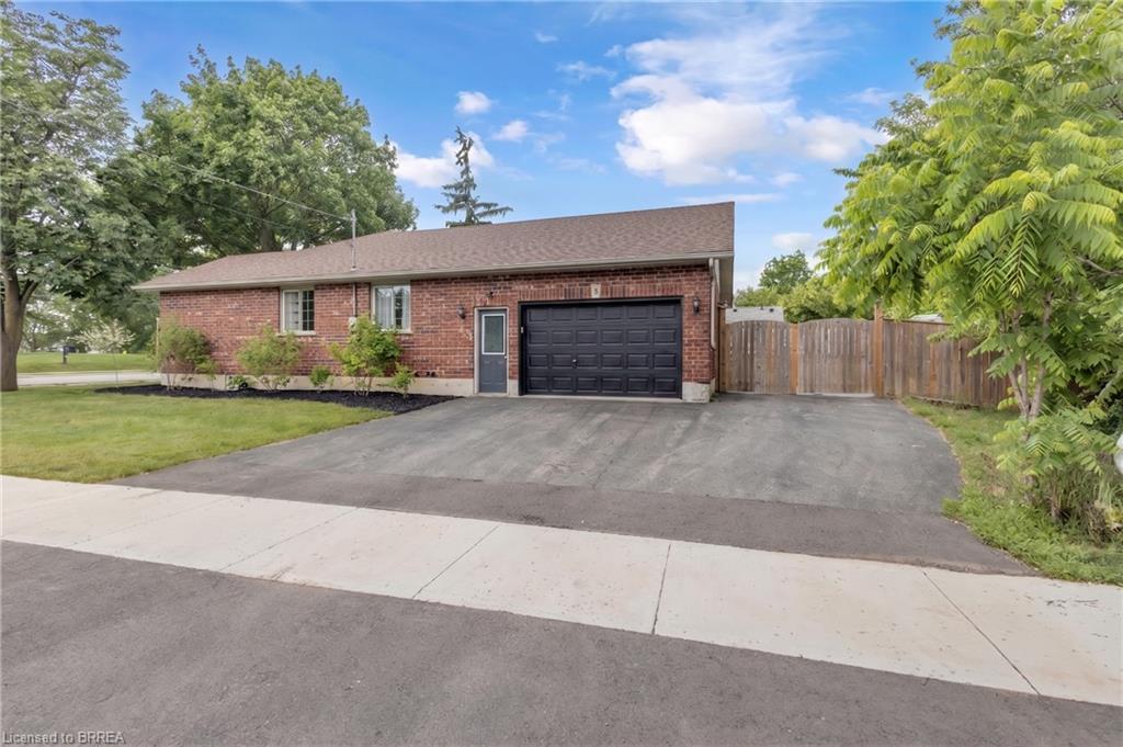 5 Walpole Drive Property Photo 32