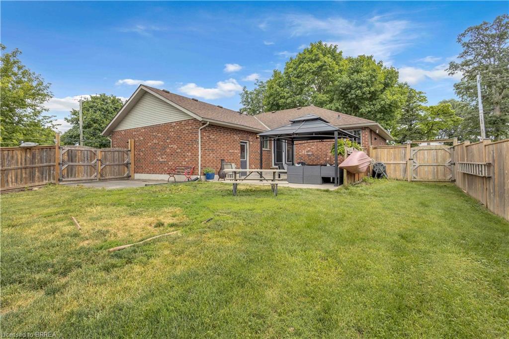 5 Walpole Drive Property Photo 33