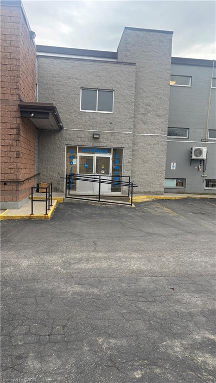 402-72 Brant Avenue Property Photo 22