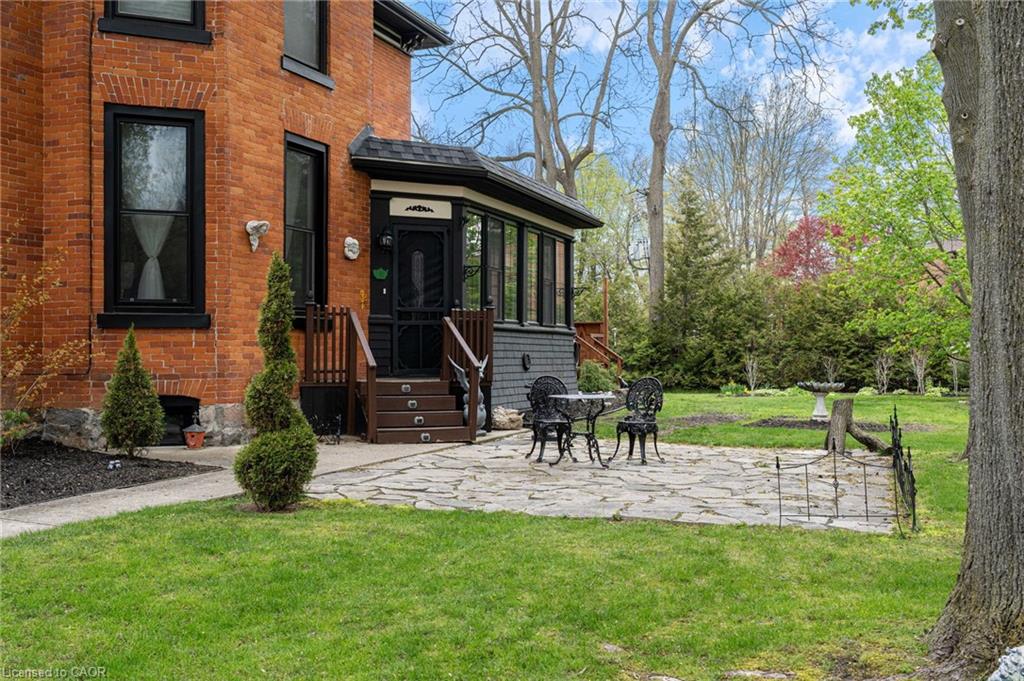 259 Western Avenue Property Photo 4