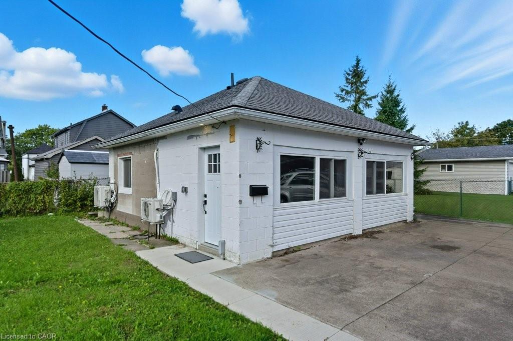 111 Mcalpine Avenue S Property Photo 28