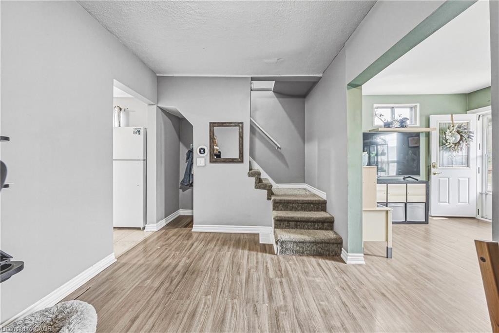 47 Fraser Avenue Property Photo 6
