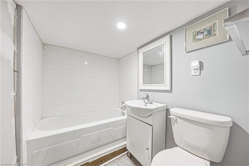 47 Fraser Avenue Property Photo 19
