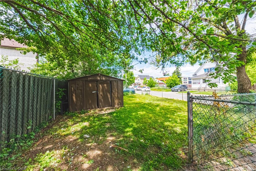 47 Fraser Avenue Property Photo 22