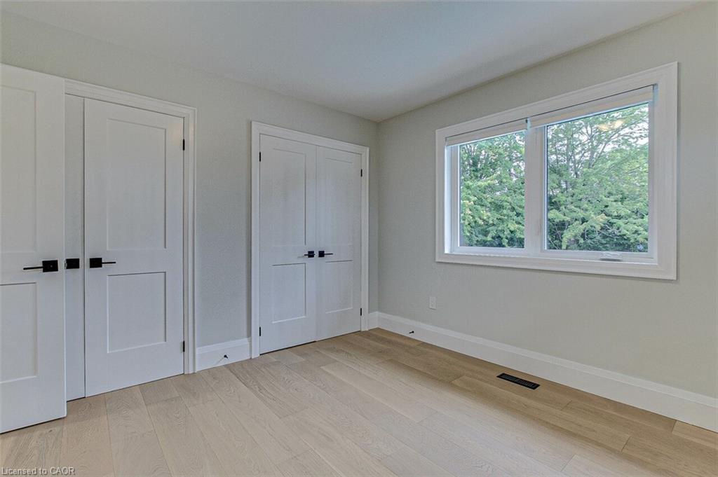 33 Tyrell Street Property Photo 20