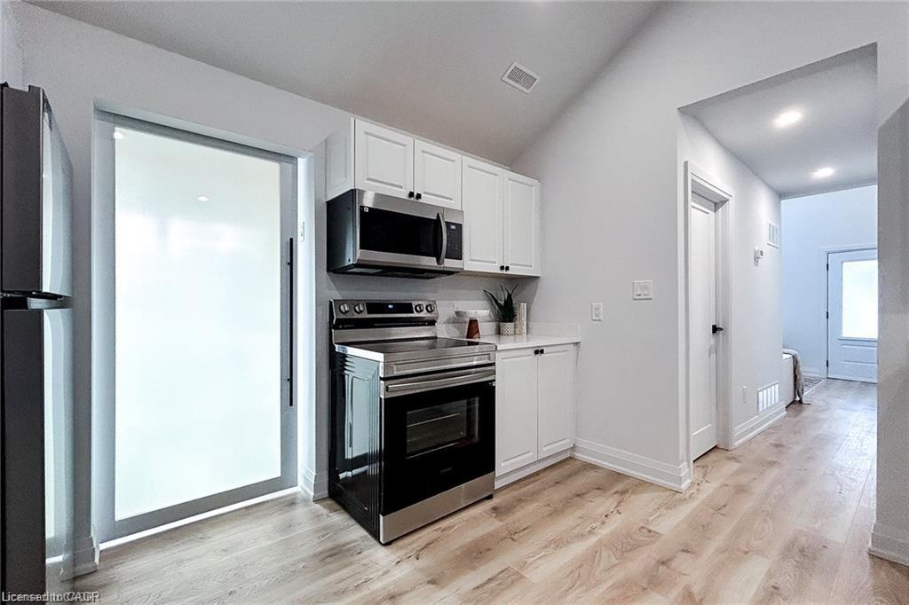 654 West 5th Street Property Photo 17