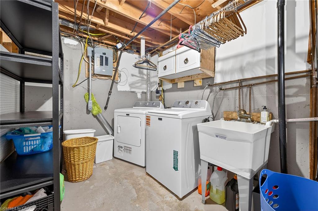 1-2252 Upper Middle Road Property Photo 38