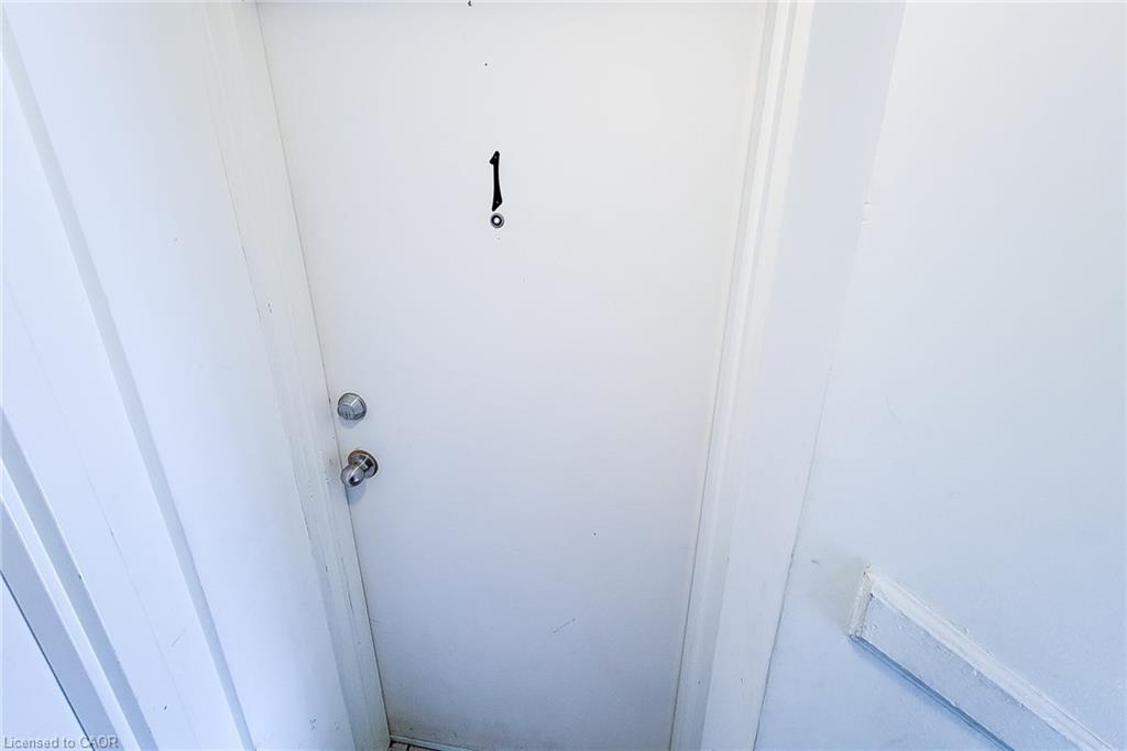 1-340 1/2 Barton Street E Property Photo 3