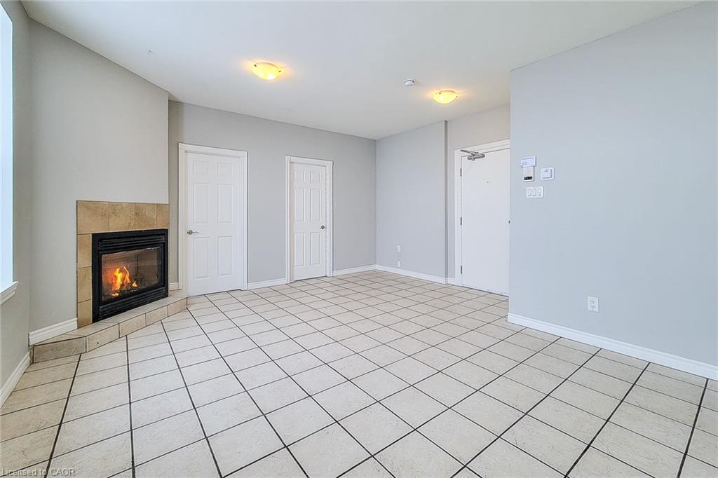1-340 1/2 Barton Street E Property Photo 5