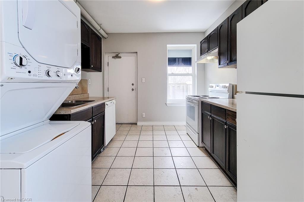 1-340 1/2 Barton Street E Property Photo 9