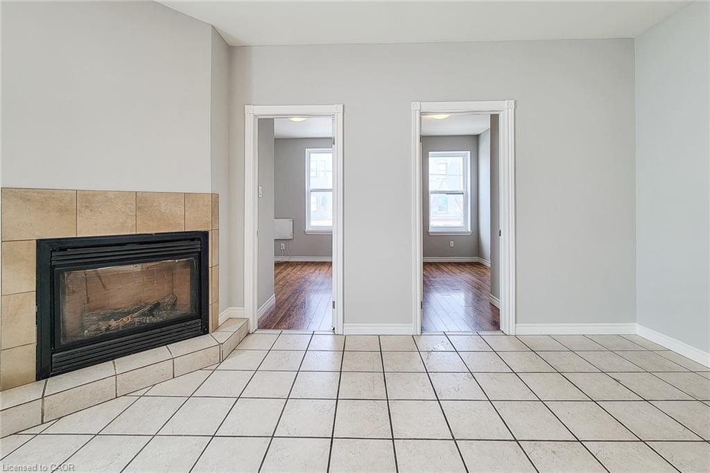 1-340 1/2 Barton Street E Property Photo 17