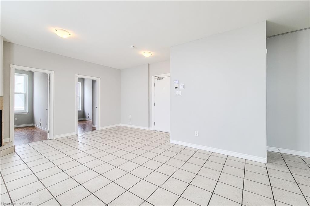 1-340 1/2 Barton Street E Property Photo 20
