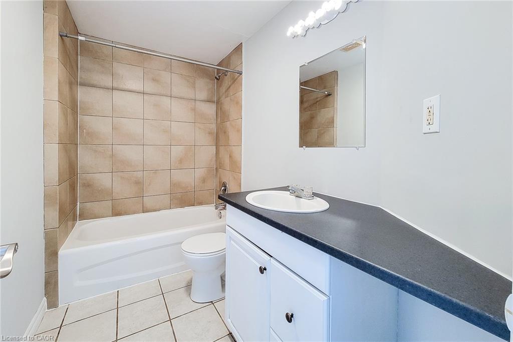 1-340 1/2 Barton Street E Property Photo 21