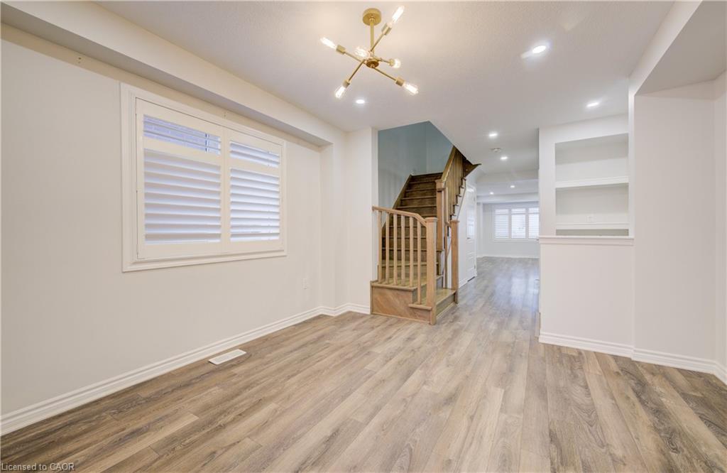 302 Jean Landing Property Photo 6
