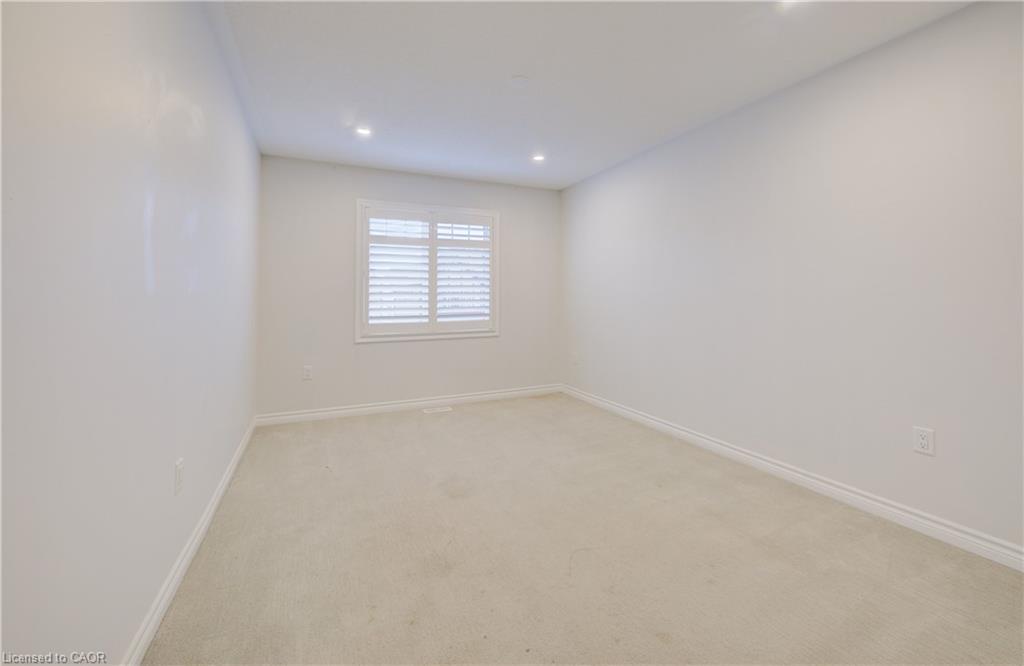 302 Jean Landing Property Photo 23
