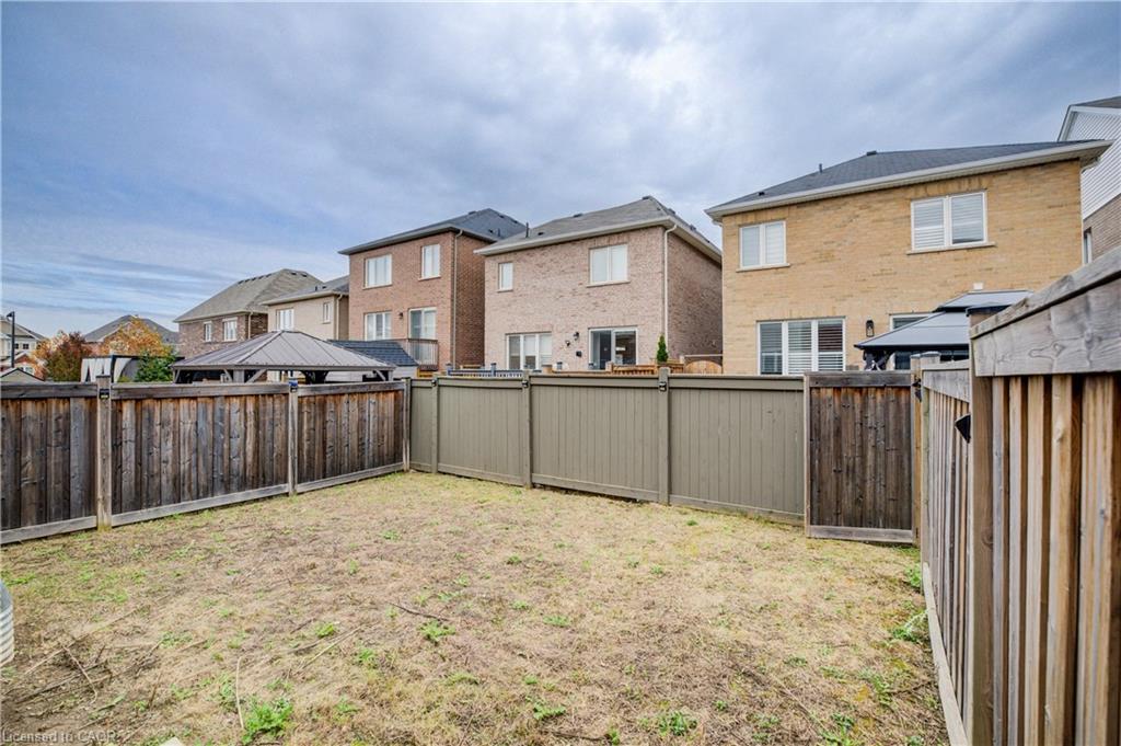 302 Jean Landing Property Photo 41