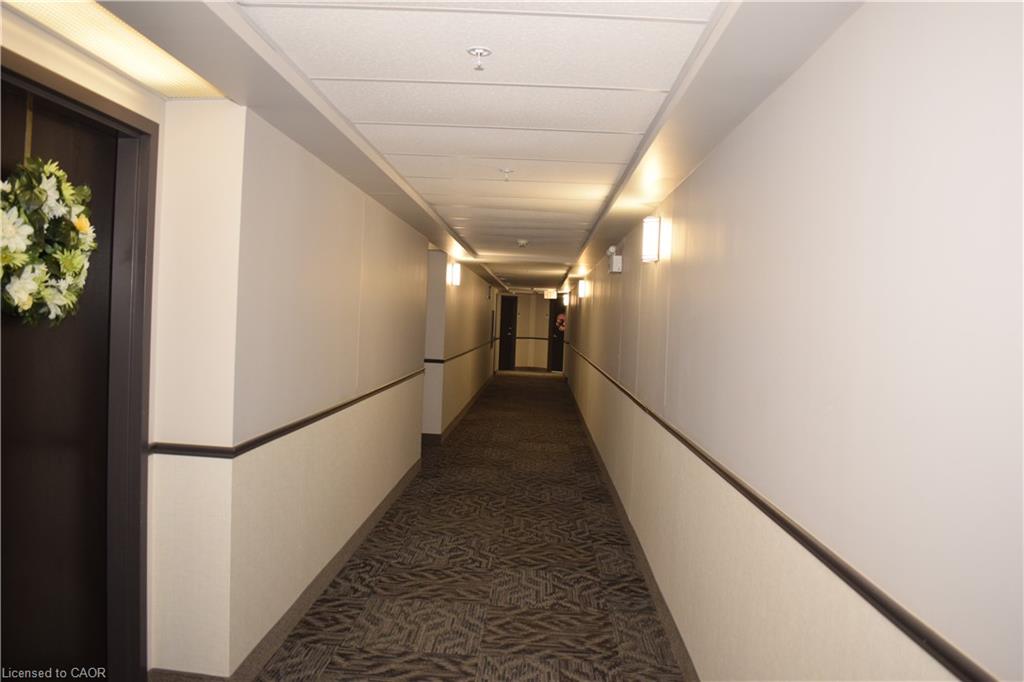 406-776 Laurelwood Drive Property Photo 10