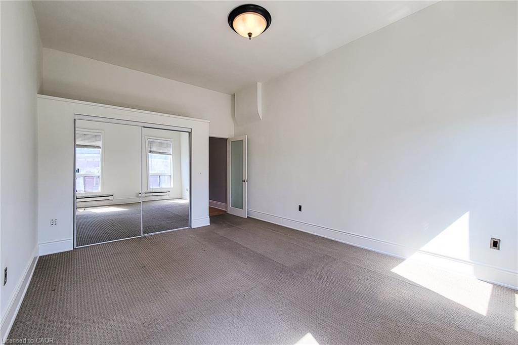 3-223 King Street E Property Photo 25