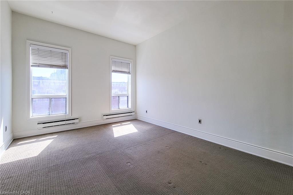 3-223 King Street E Property Photo 26