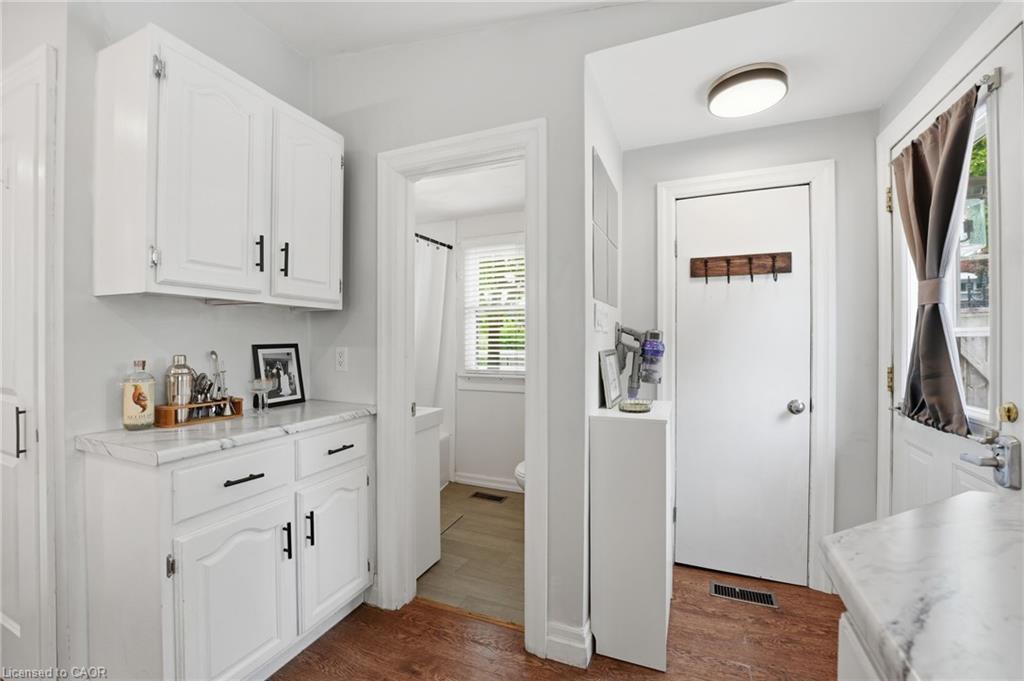 43 Alonzo Street Property Photo 14