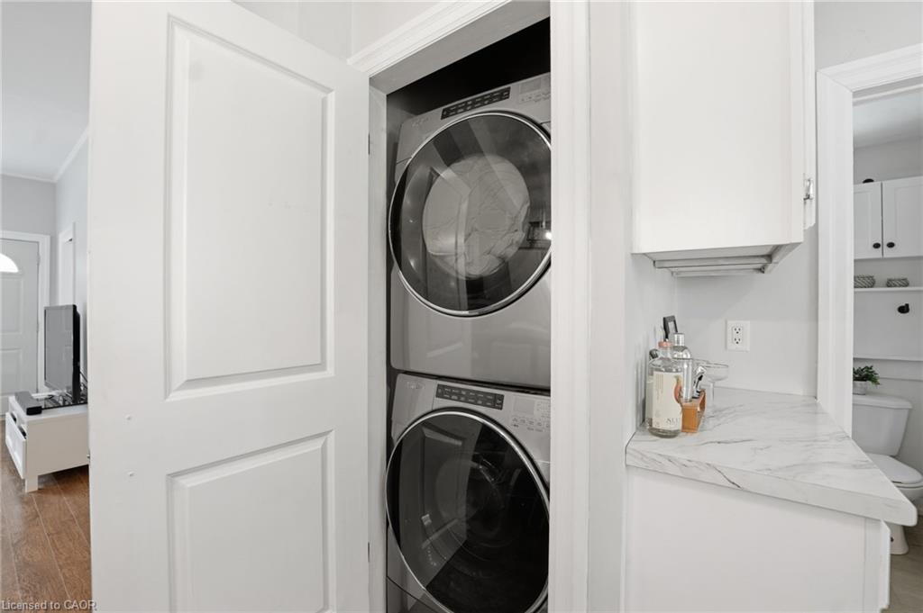 43 Alonzo Street Property Photo 21