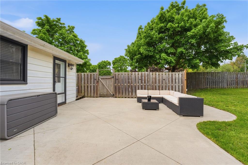 43 Alonzo Street Property Photo 24