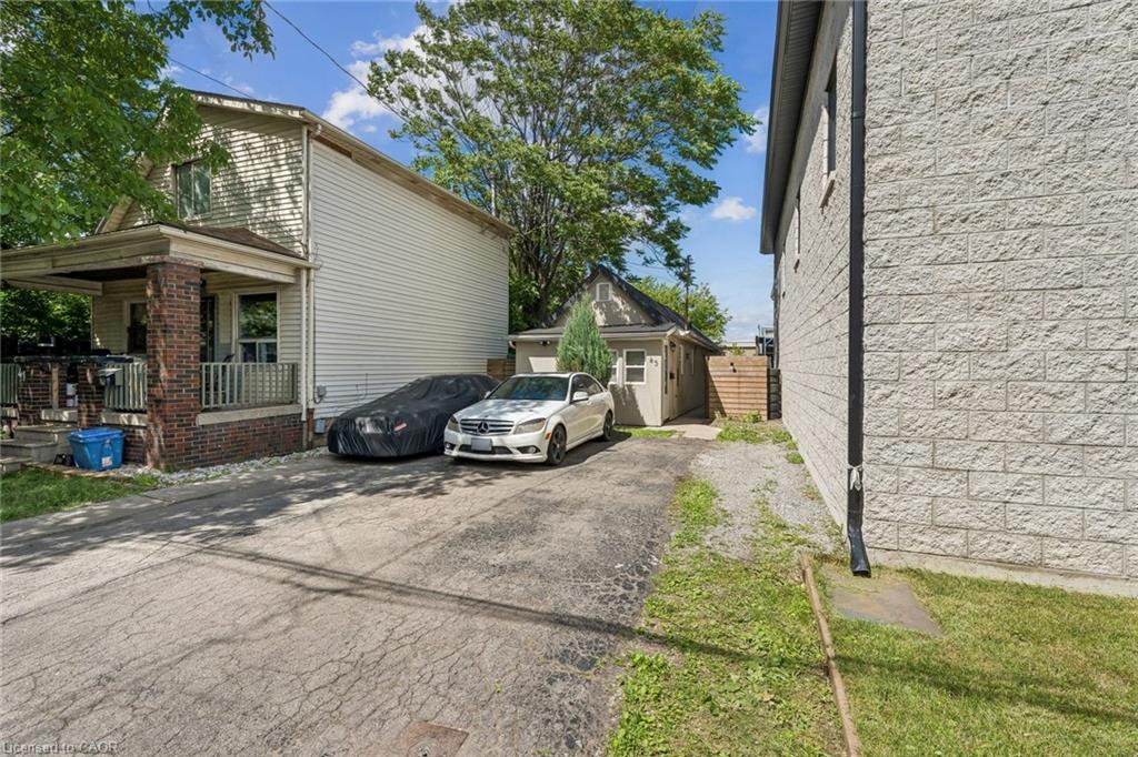 43 Whitfield Avenue Property Photo 2