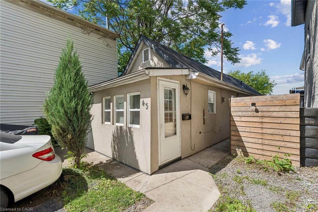 43 Whitfield Avenue Property Photo 3