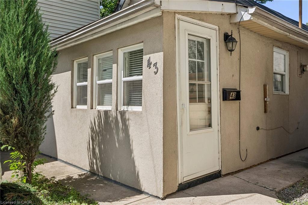 43 Whitfield Avenue Property Photo 4