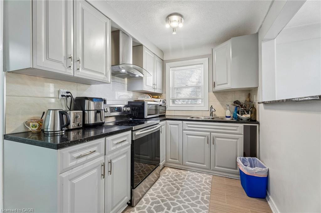 43 Whitfield Avenue Property Photo 22