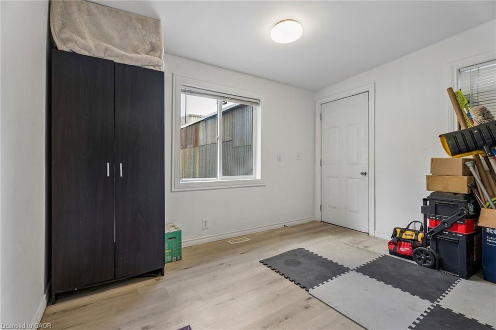 43 Whitfield Avenue Property Photo 35